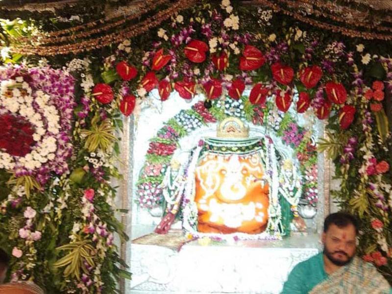 Fortunate to visit famous Shri Khajrana Ganesh Ji at Indore with a group of National Directors of MVM Schools Group and prayed for the well-being of all Maharishi Global Family Members. Had nice darshan and performed Puja. Also had nice darshan of Devi Mata. Jai Ganesh Ji, Jai Devi Mata, Jai Guru Dev, Jai Maharishi