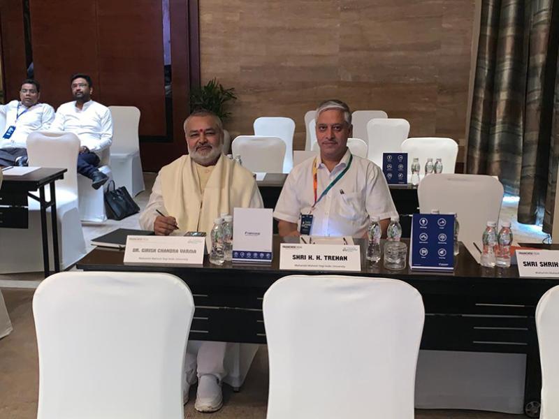 Brahmachari Girish Ji has attended 2 days Franchise Knowledge Series International Conference and Seminar at New Delhi. Shri KK Tarhan, Shri S Agasty and Shri Vipin Dwivedi also attended the same.